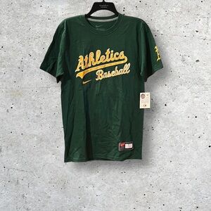 NWT Nike Men’s MLB Oakland Athletics Tee Shirt